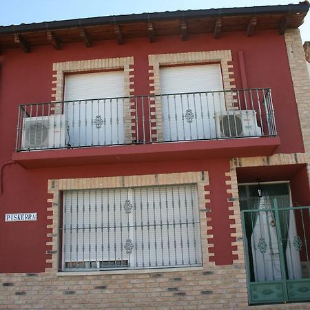 Vivienda Turistica Rural Piskerra Carcastillo Room photo